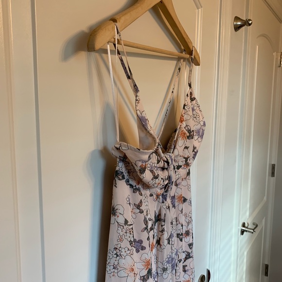 Women’s dress - Picture 7 of 8